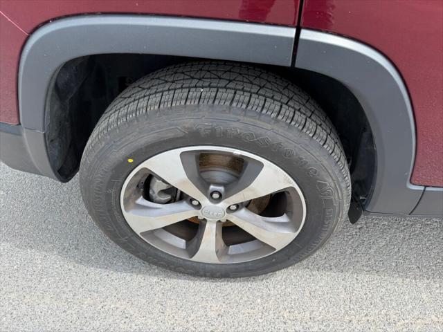 used 2021 Jeep Cherokee car, priced at $24,995