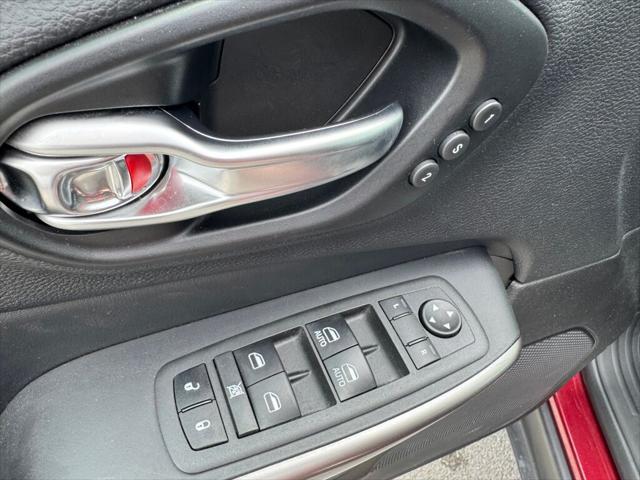used 2021 Jeep Cherokee car, priced at $24,995