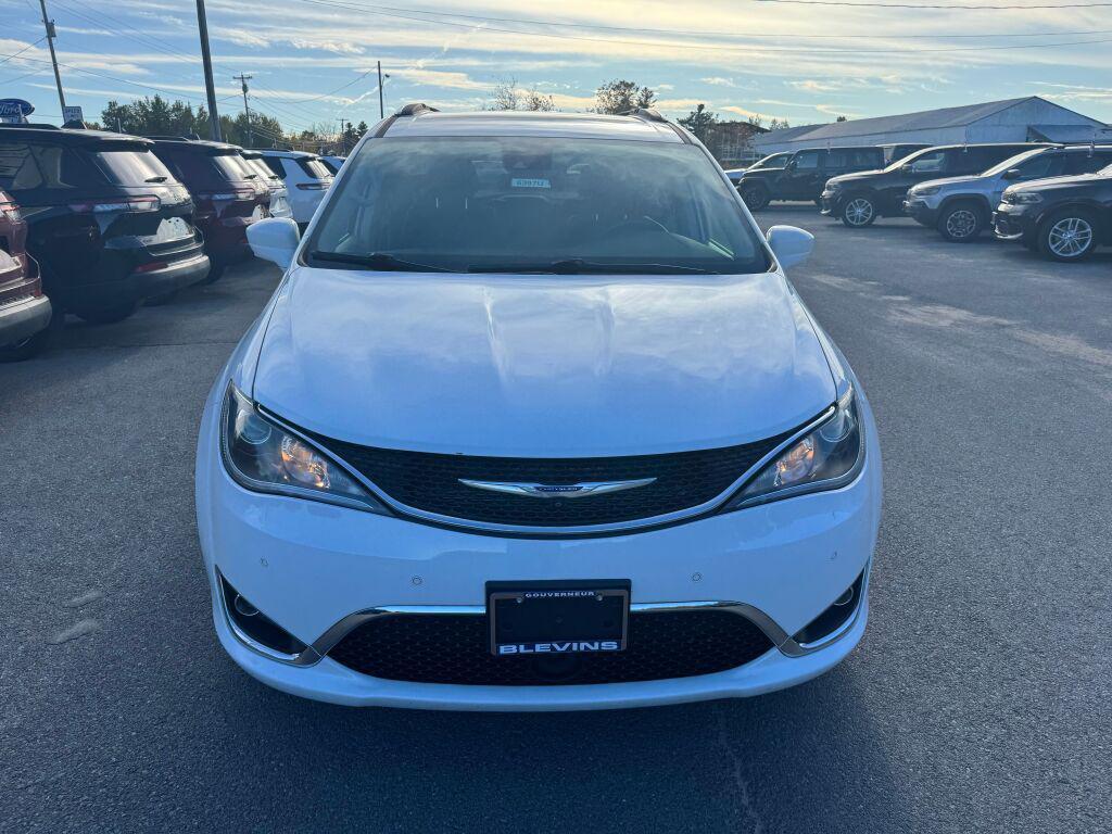 used 2020 Chrysler Pacifica car, priced at $23,995