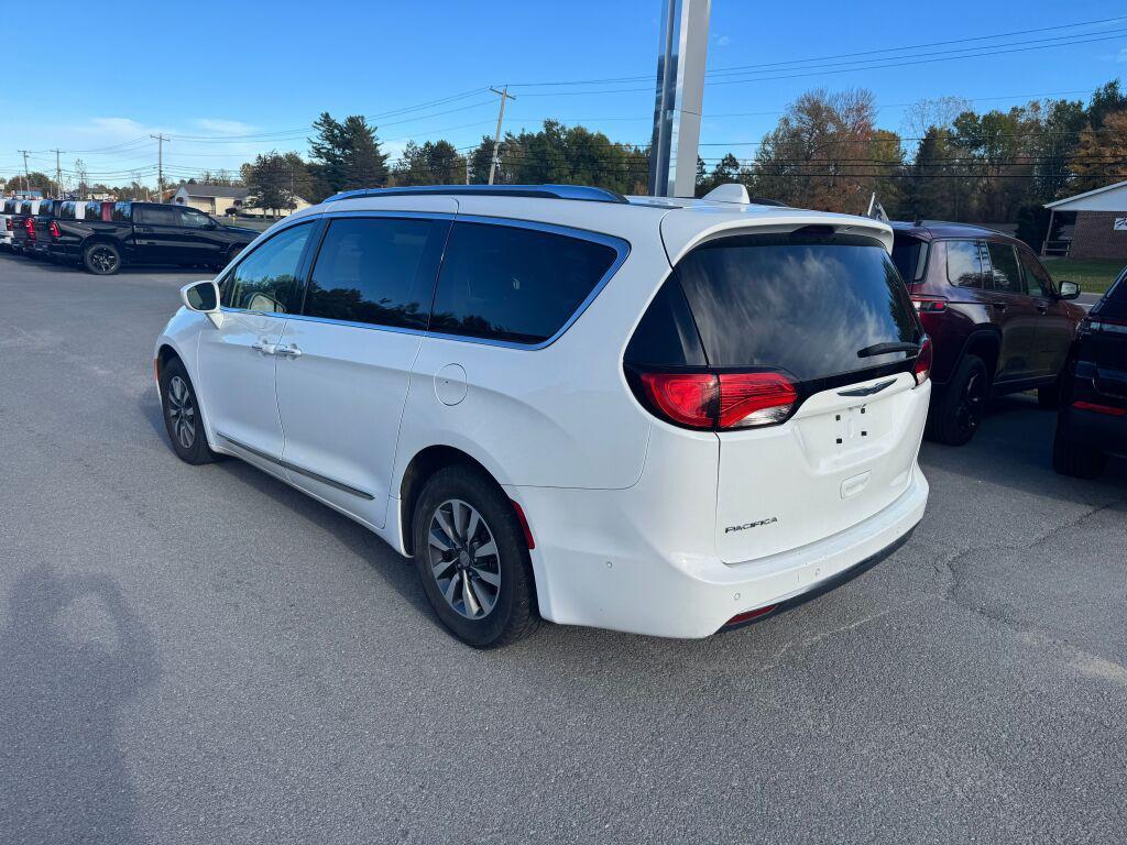 used 2020 Chrysler Pacifica car, priced at $23,995