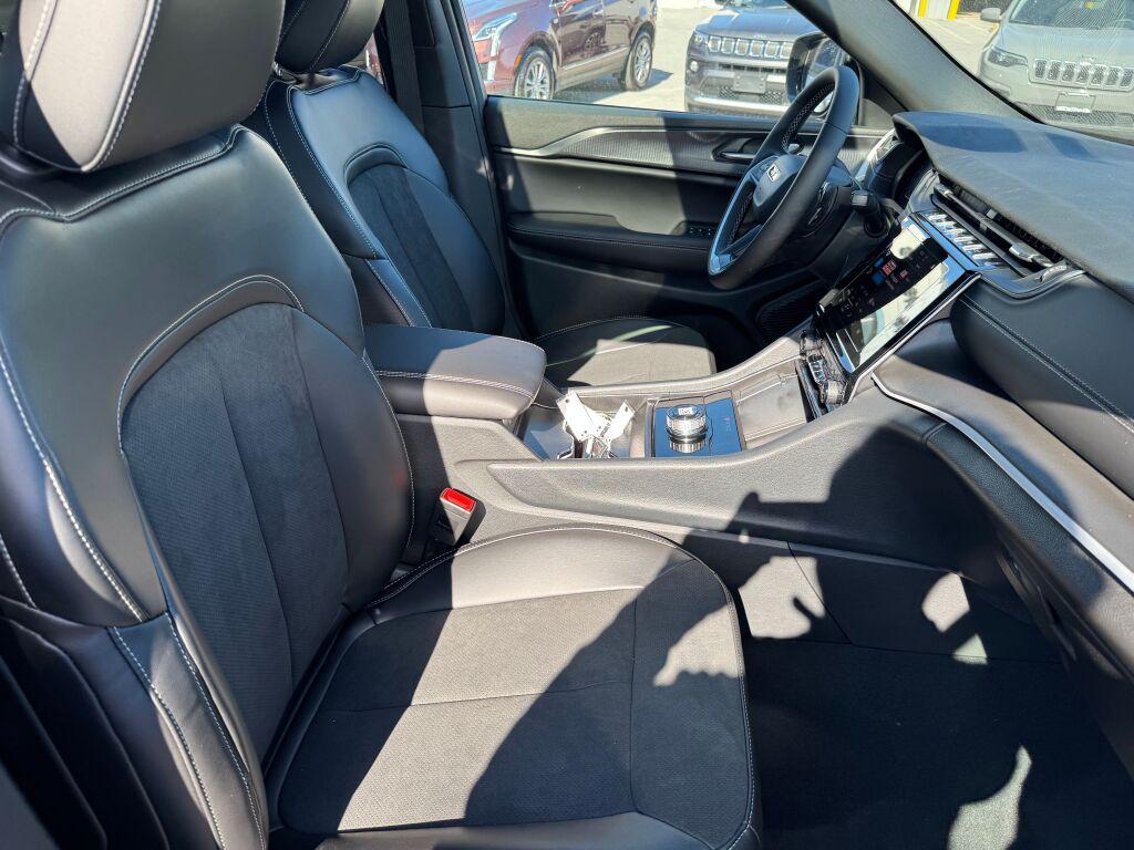new 2025 Jeep Grand Cherokee L car, priced at $50,375