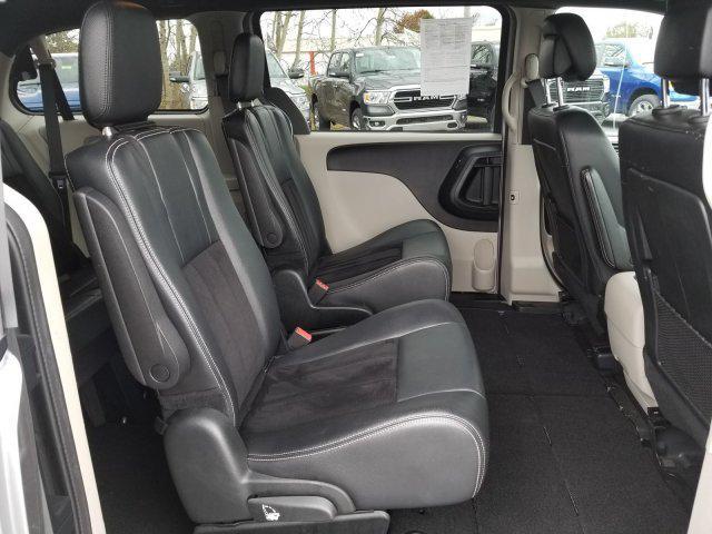 used 2017 Dodge Grand Caravan car