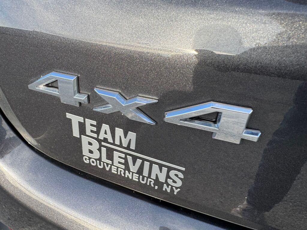 used 2022 Jeep Compass car, priced at $25,995