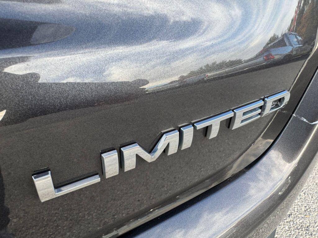 used 2022 Jeep Compass car, priced at $25,995