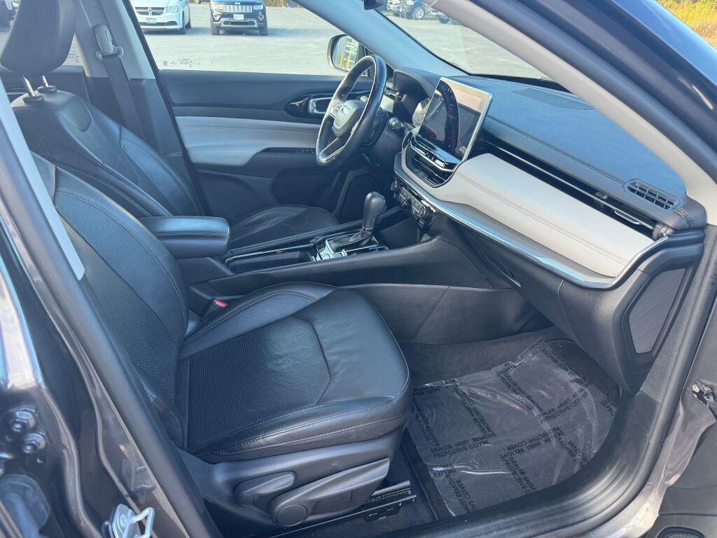 used 2022 Jeep Compass car, priced at $25,995