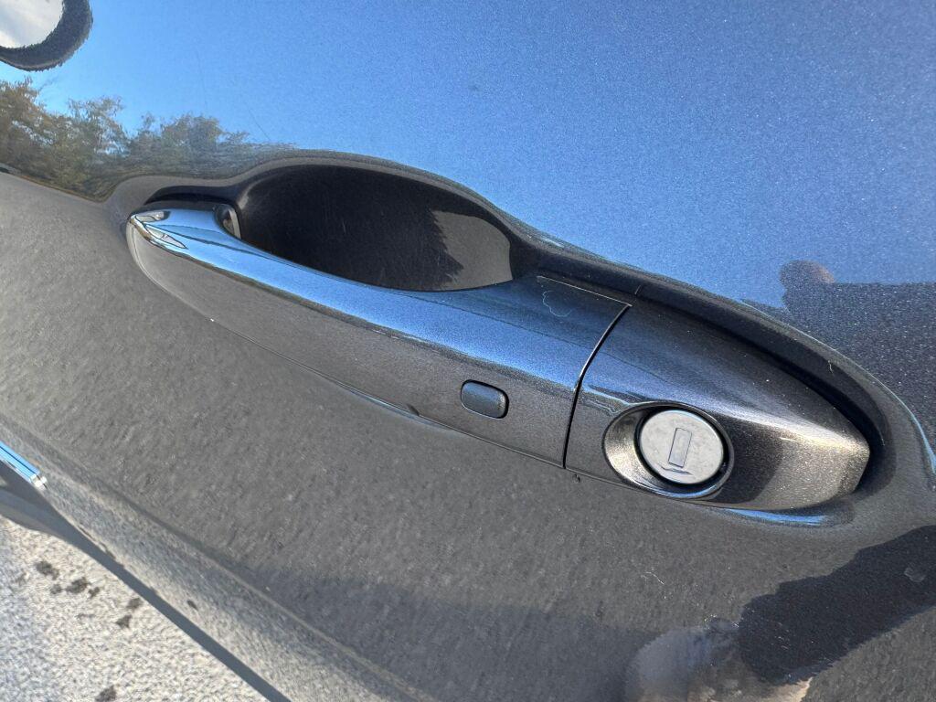 used 2022 Jeep Compass car, priced at $25,995