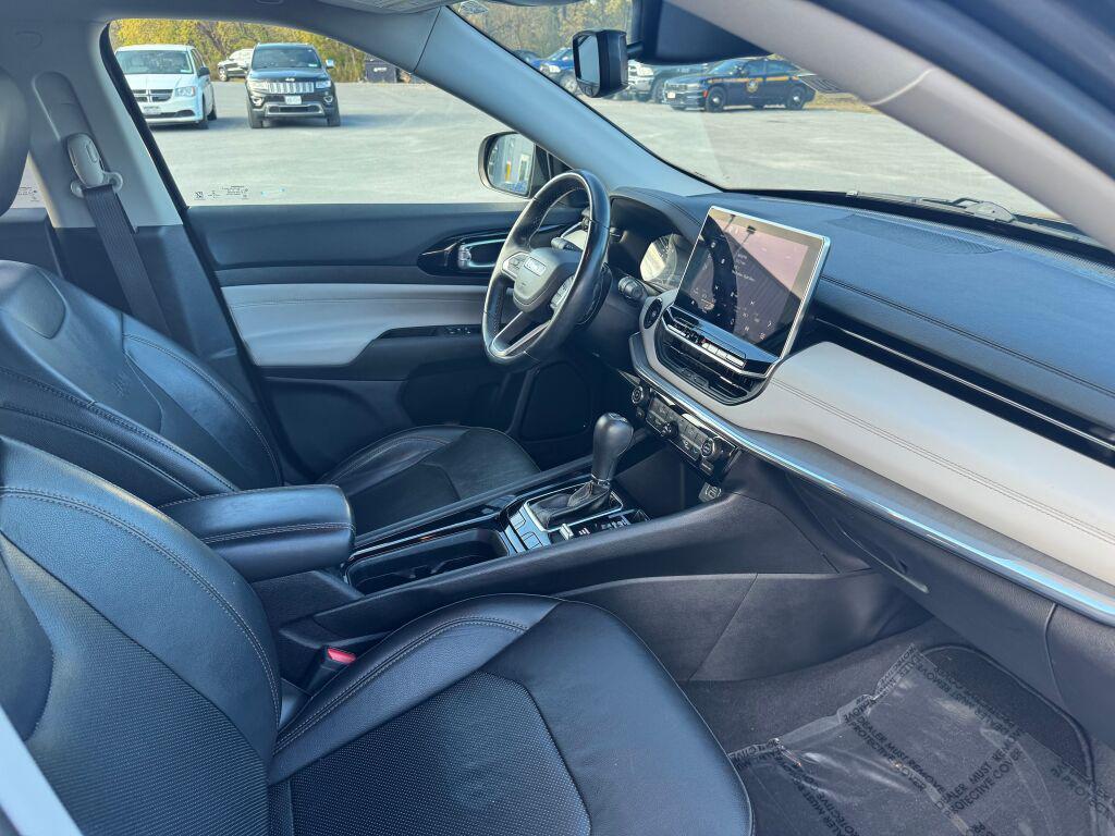 used 2022 Jeep Compass car, priced at $25,995