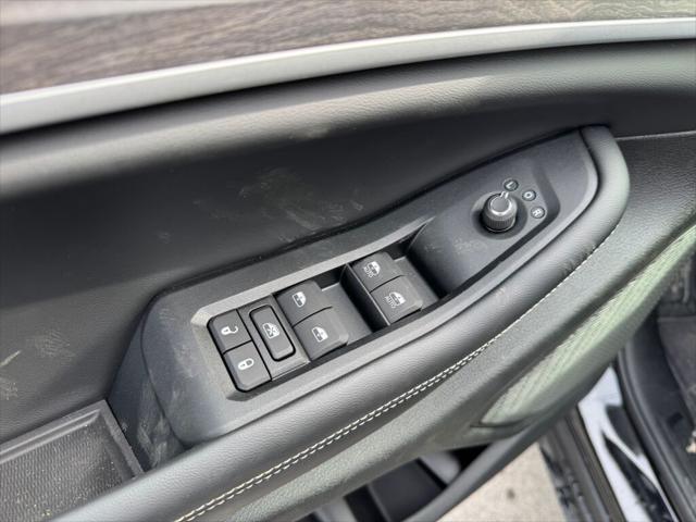 new 2025 Jeep Grand Cherokee L car, priced at $55,385