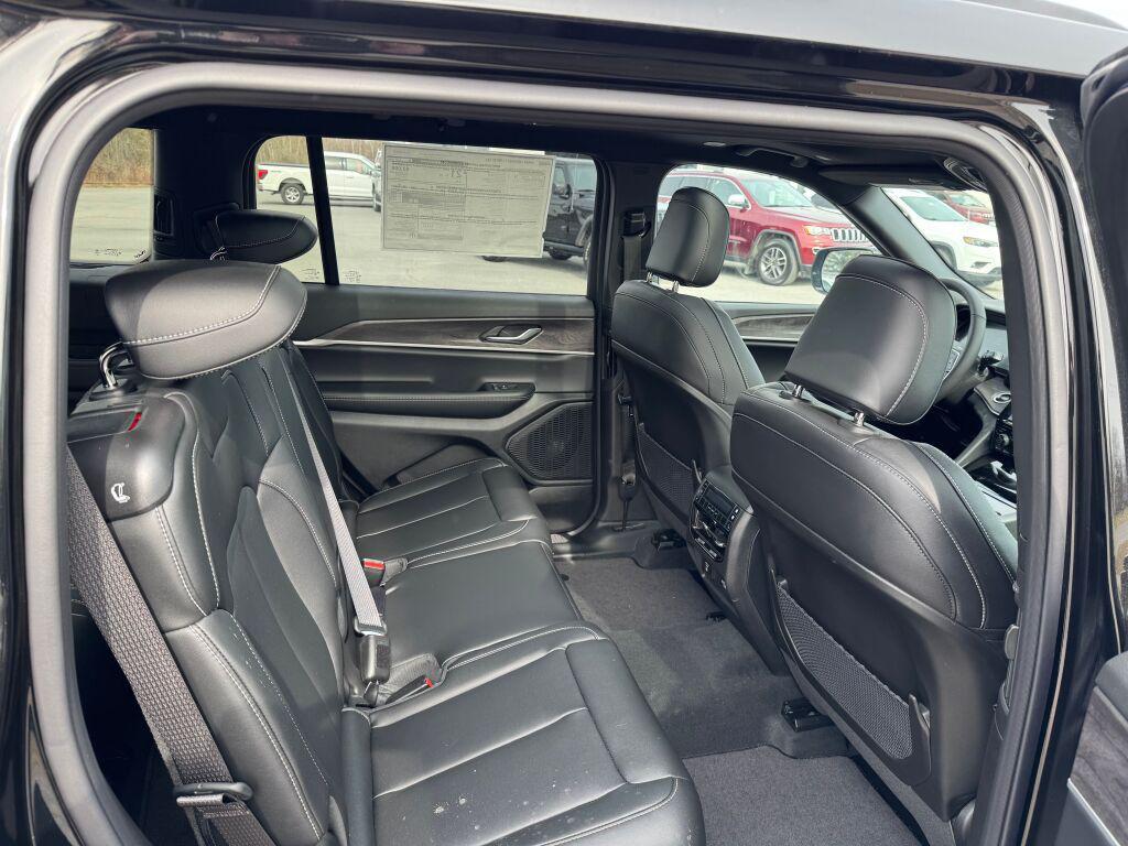 new 2025 Jeep Grand Cherokee L car, priced at $55,385