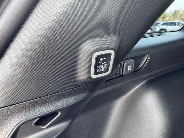 new 2025 Jeep Grand Cherokee car, priced at $49,810
