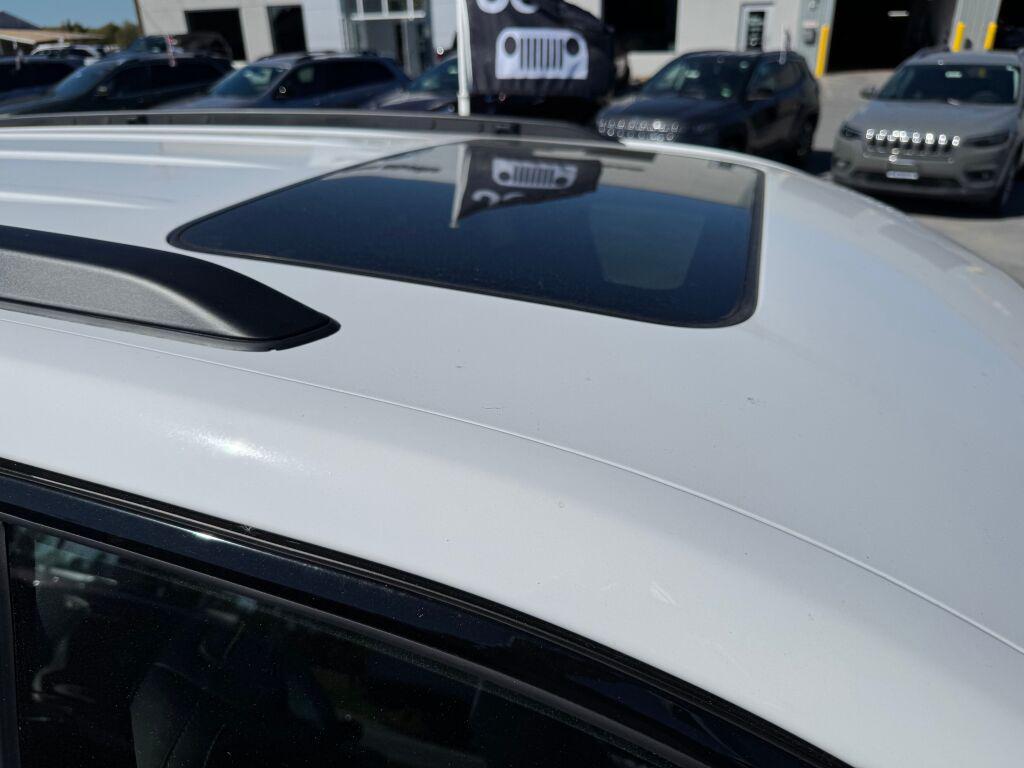 new 2025 Jeep Grand Cherokee car, priced at $47,780
