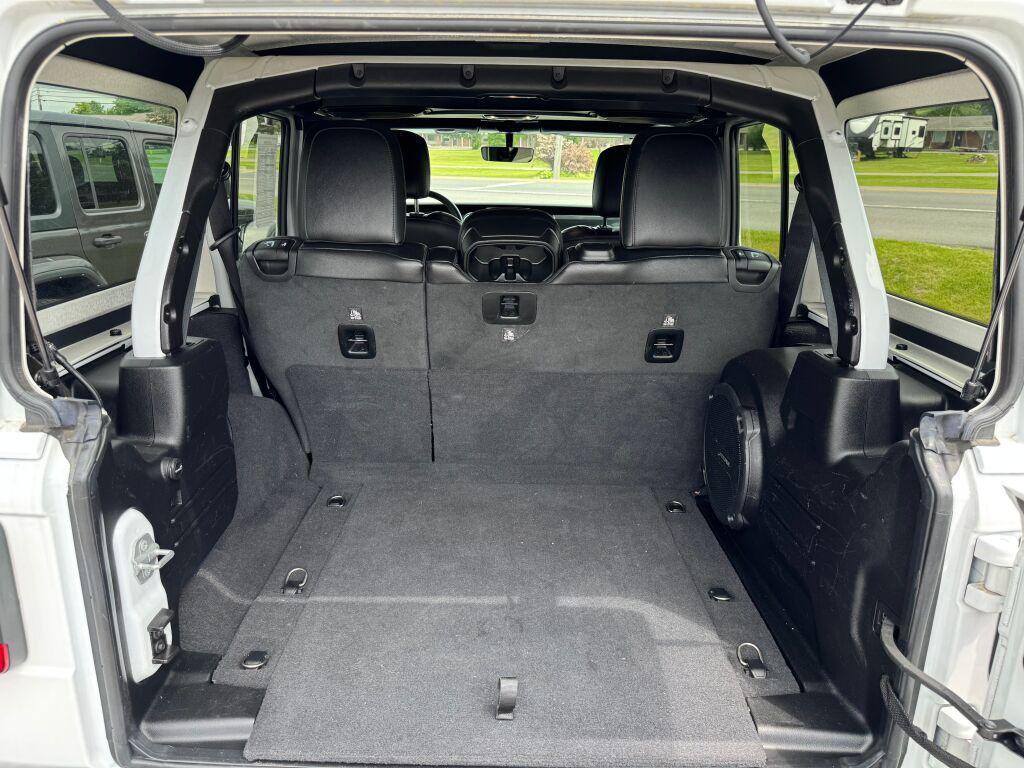 used 2021 Jeep Wrangler Unlimited car, priced at $37,995