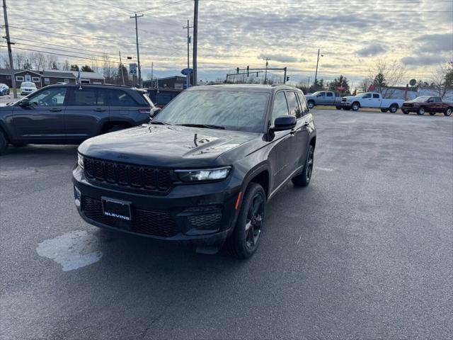 new 2025 Jeep Grand Cherokee car, priced at $48,175