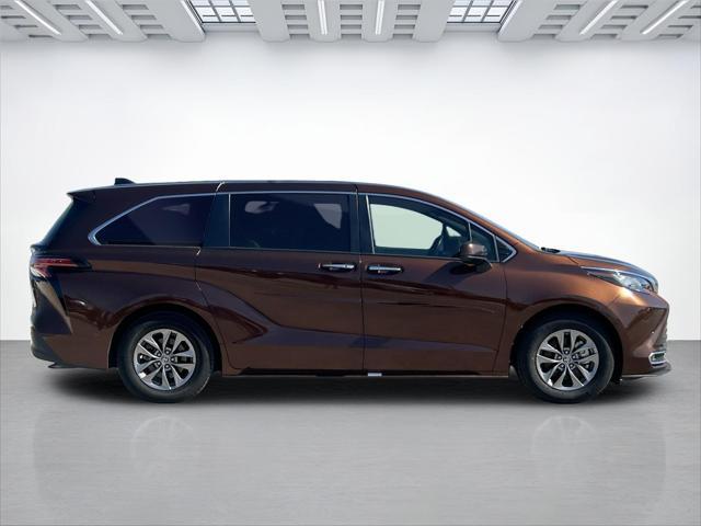 used 2021 Toyota Sienna car, priced at $28,987