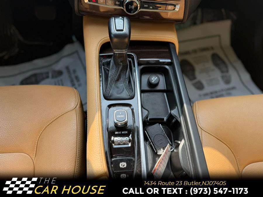 used 2016 Volvo XC90 car, priced at $10,995