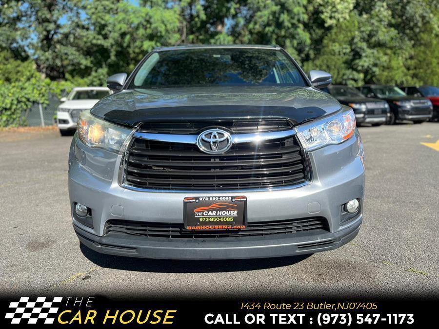 used 2015 Toyota Highlander car, priced at $17,995