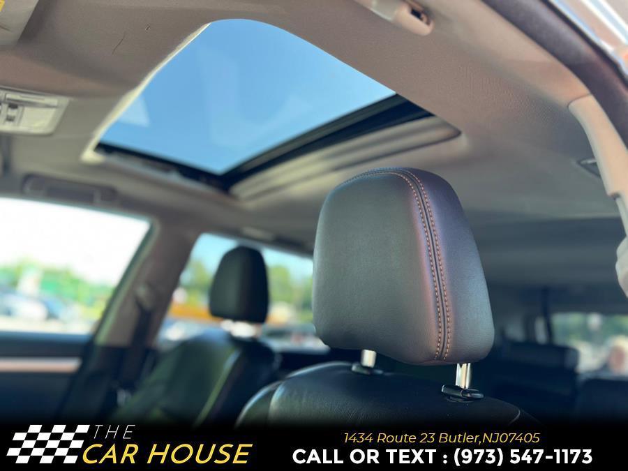 used 2015 Toyota Highlander car, priced at $17,995