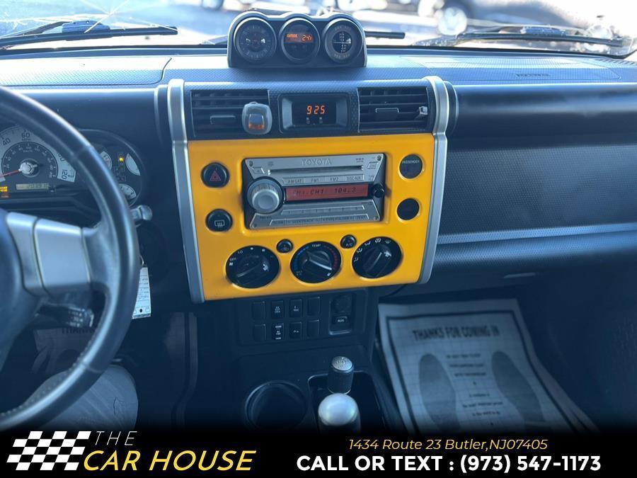 used 2007 Toyota FJ Cruiser car, priced at $9,995