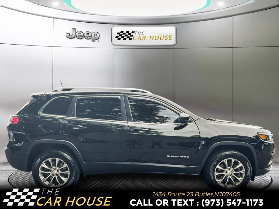 used 2019 Jeep Cherokee car, priced at $12,995