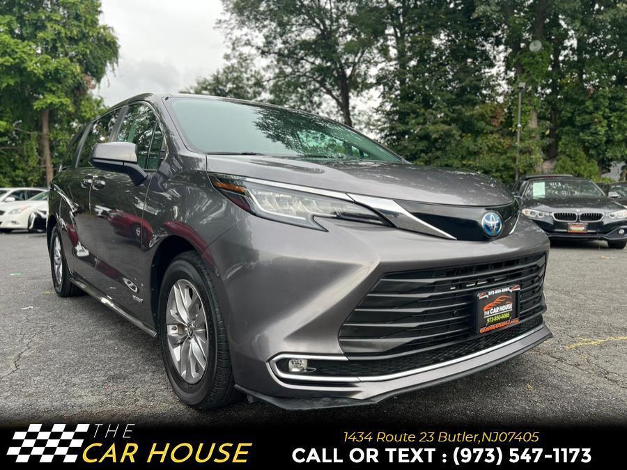 used 2021 Toyota Sienna car, priced at $29,995