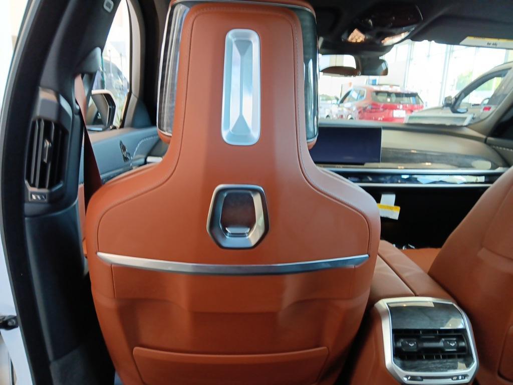 new 2026 BMW 750e car, priced at $115,425