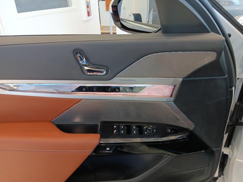 new 2026 BMW 750e car, priced at $115,425