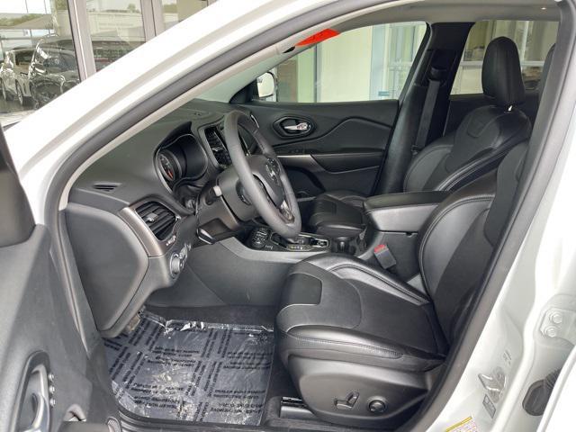 used 2022 Jeep Cherokee car, priced at $25,496