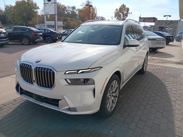 new 2025 BMW X7 car, priced at $89,785