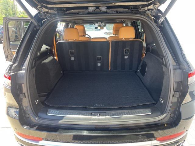 used 2022 Jeep Grand Cherokee car, priced at $35,920
