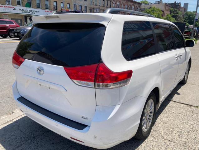 used 2014 Toyota Sienna car