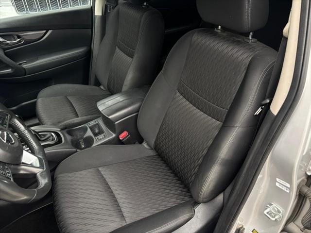used 2018 Nissan Rogue car