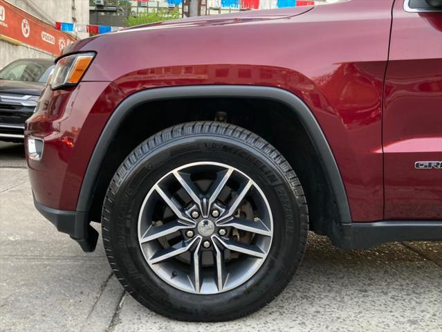 used 2018 Jeep Grand Cherokee car, priced at $19,995