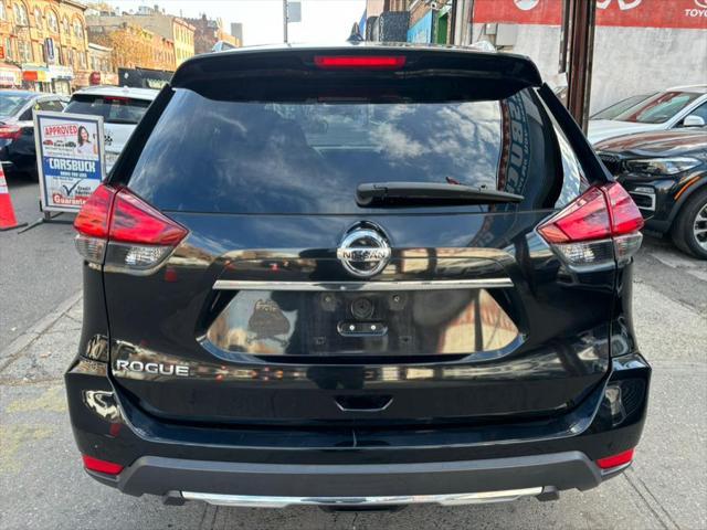 used 2017 Nissan Rogue car