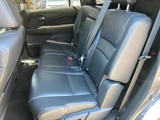 used 2017 Honda Pilot car