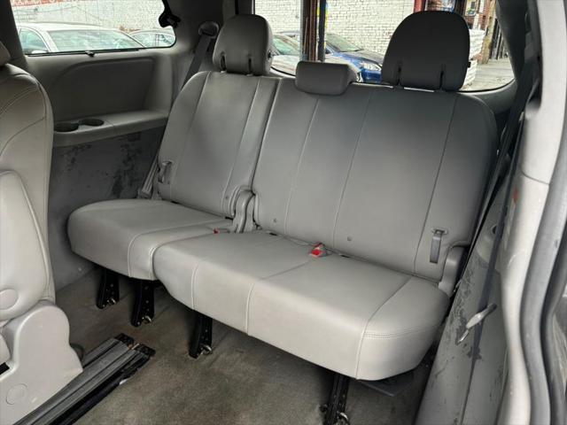 used 2015 Toyota Sienna car