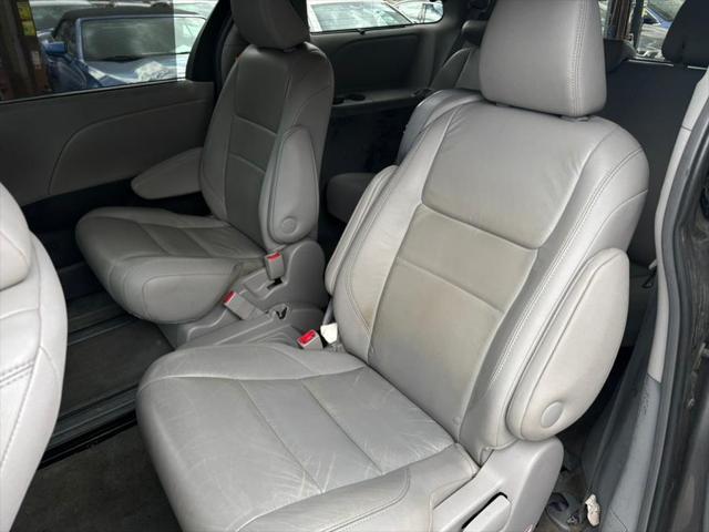 used 2015 Toyota Sienna car