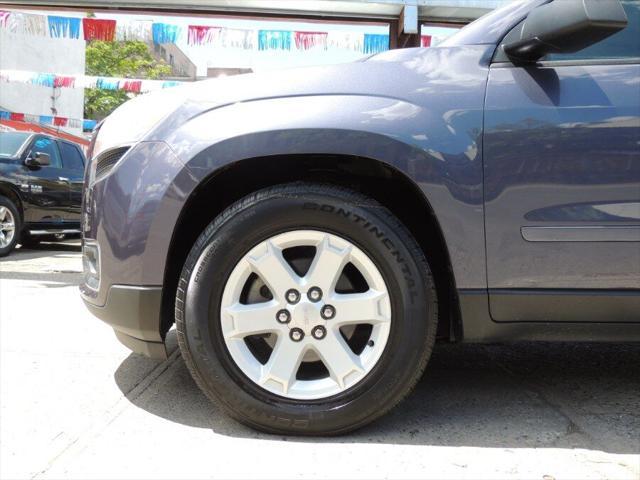 used 2013 GMC Acadia car, priced at $4,995