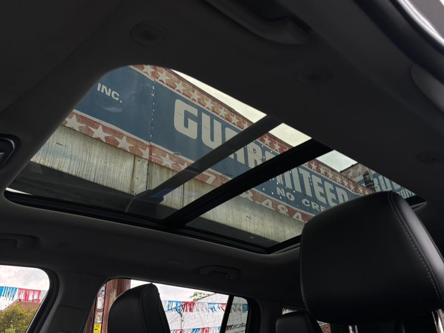 used 2021 Jeep Grand Cherokee L car, priced at $19,995