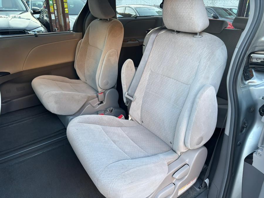 used 2015 Toyota Sienna car