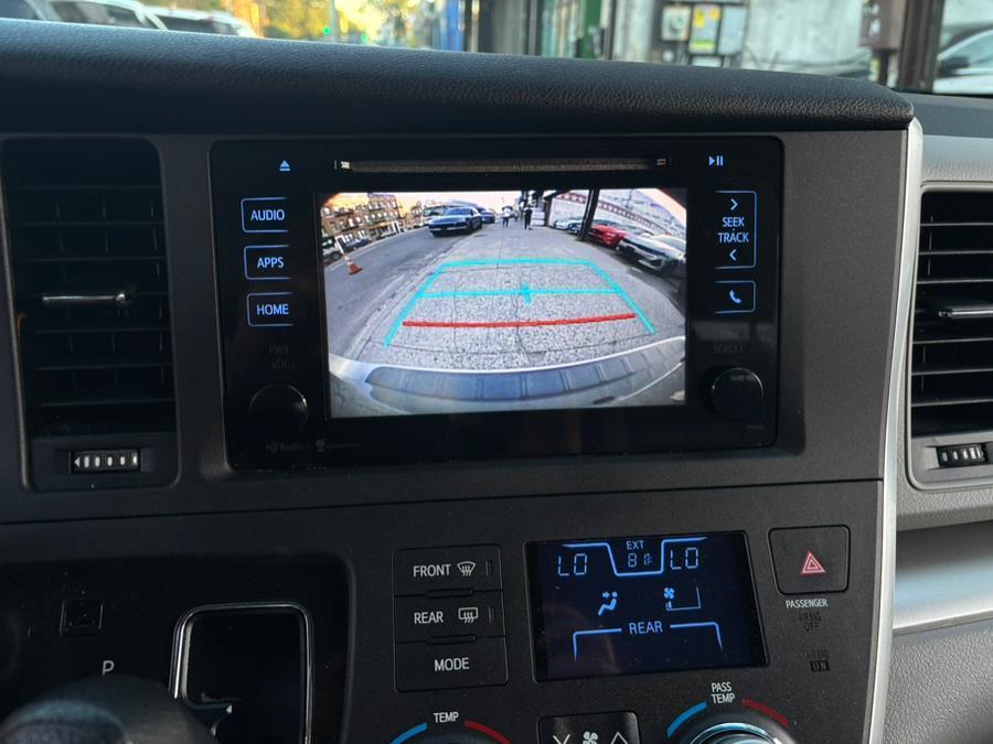 used 2015 Toyota Sienna car