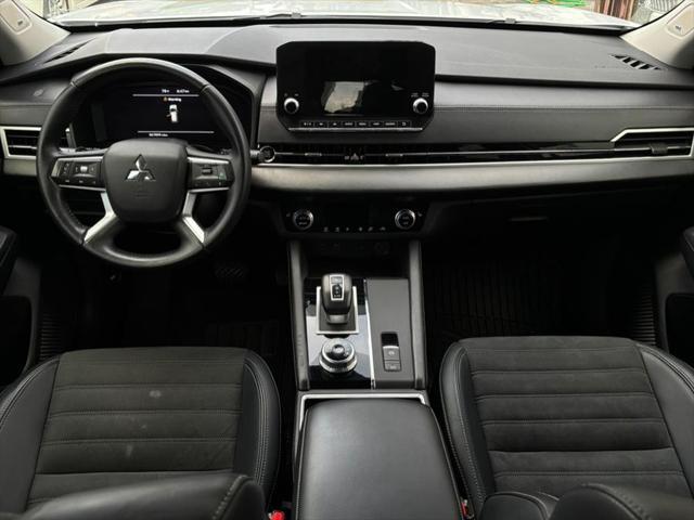 used 2024 Mitsubishi Outlander car, priced at $22,995