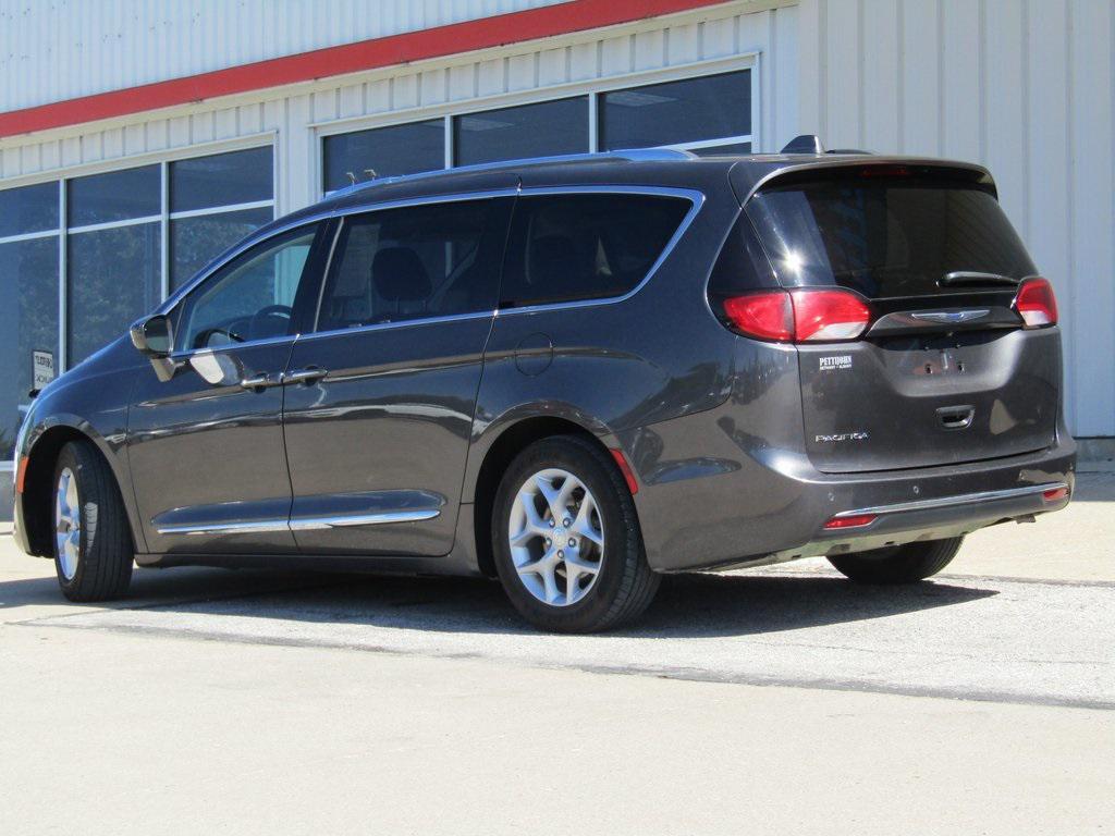 used 2019 Chrysler Pacifica car, priced at $13,250