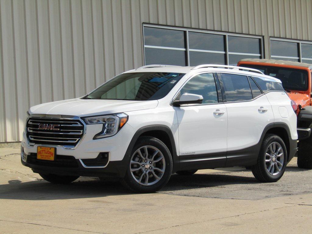 used 2024 GMC Terrain car, priced at $25,000