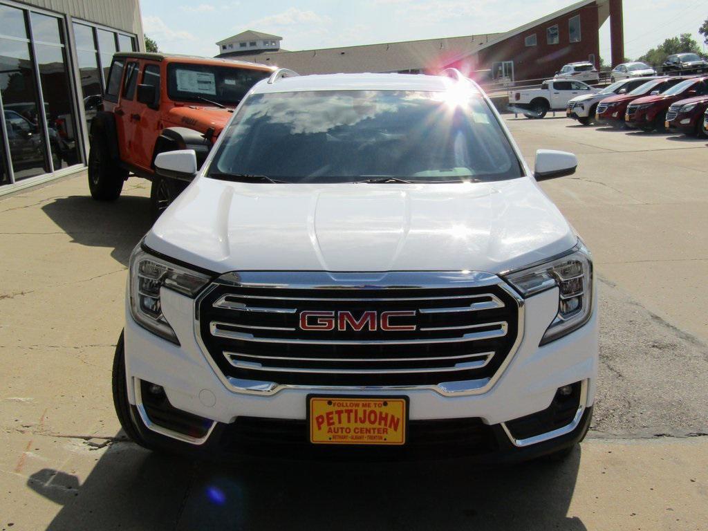 used 2024 GMC Terrain car, priced at $25,000