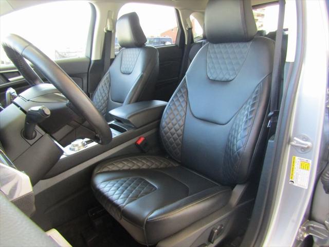 used 2024 Ford Edge car, priced at $31,500