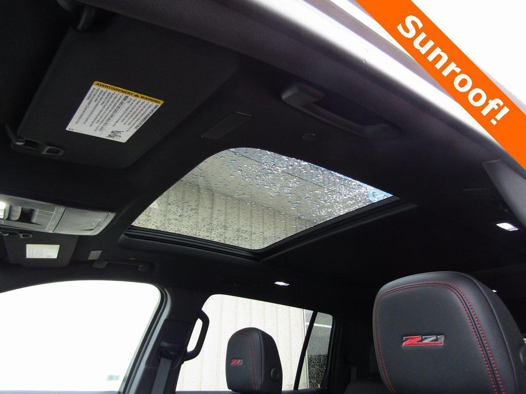 new 2026 Chevrolet Traverse car, priced at $58,005