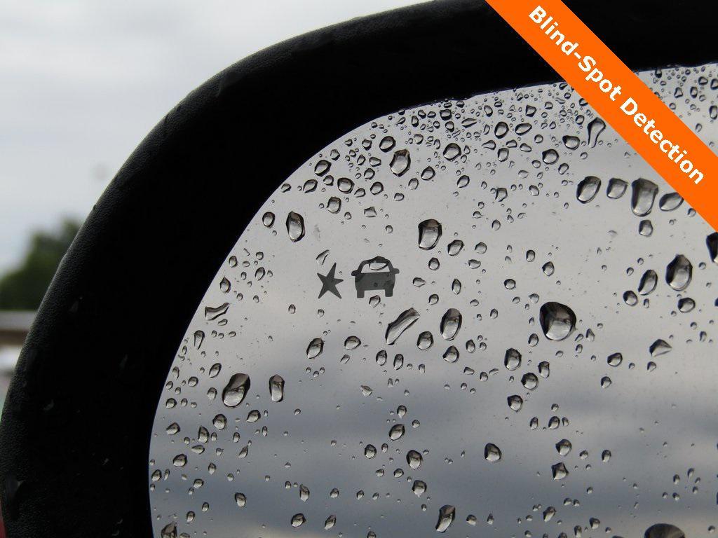 new 2026 Chevrolet Traverse car, priced at $58,005