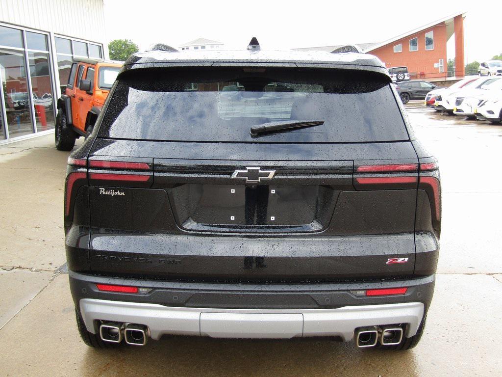 new 2026 Chevrolet Traverse car, priced at $58,005