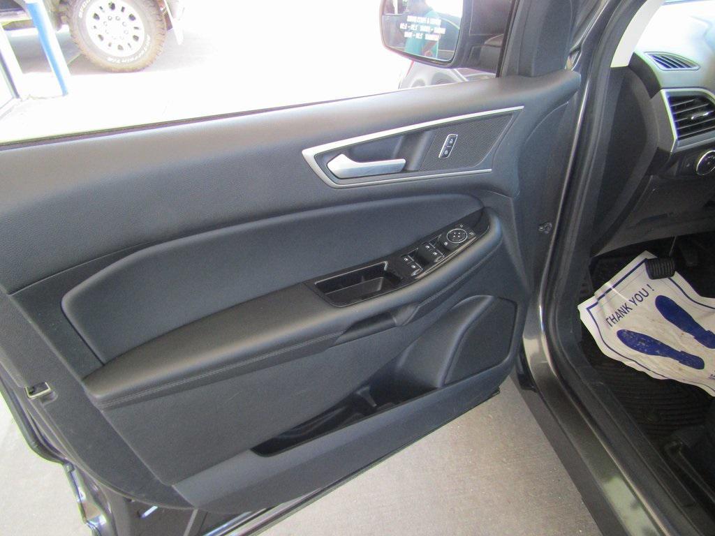 used 2018 Ford Edge car, priced at $15,500