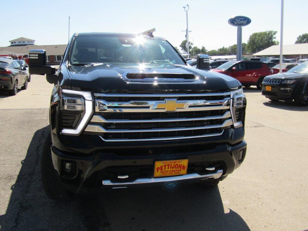 new 2025 Chevrolet Silverado 3500 car, priced at $88,765